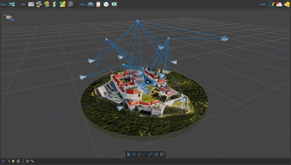 A screenshot of Pano2VR 8's Viewer. It shows a 3D Mesh Model and many camera points that conntected to create motion paths through the 3D model.